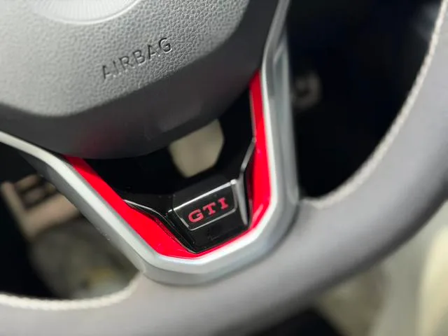 Volkswagen Golf GTI 2023 380TSI DSG GTI intérieur photo 12
