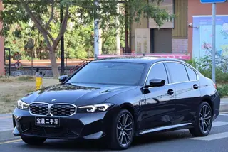 BMW 3 Series 2025 325Li M Спортивный костюм