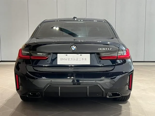 BMW 3 Series 2025 330Li M Traje nocturno deportivo Yao exterior foto 5
