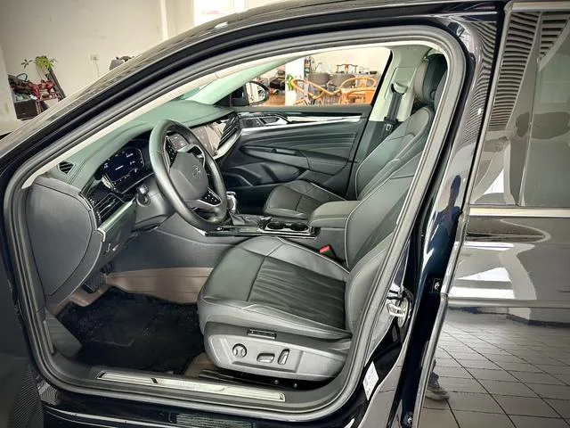 Volkswagen Passat 2023 Restyling 330TSI Star Deluxe Edition exterior photo 4 Volkswagen Passat 2023 Restyling 330TSI Star Deluxe Edition exterior photo 4