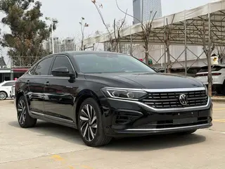 Volkswagen Passat 2022 330TSI Luxury Edition exterior photo 3 Volkswagen Passat 2022 330TSI Luxury Edition exterior photo 3