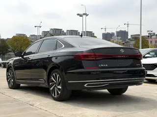 Volkswagen Passat 2022 330TSI Luxury Edition exterior photo 4 Volkswagen Passat 2022 330TSI Luxury Edition exterior photo 4