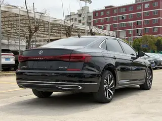 Volkswagen Passat 2022 330TSI Luxury Edition exterior photo 6 Volkswagen Passat 2022 330TSI Luxury Edition exterior photo 6