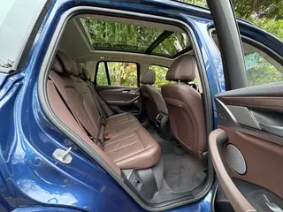 BMW X3 2022 xDrive30i Líder M Traje de noche Yao interior foto 13 BMW X3 2022 xDrive30i Líder M Traje de noche Yao interior foto 13