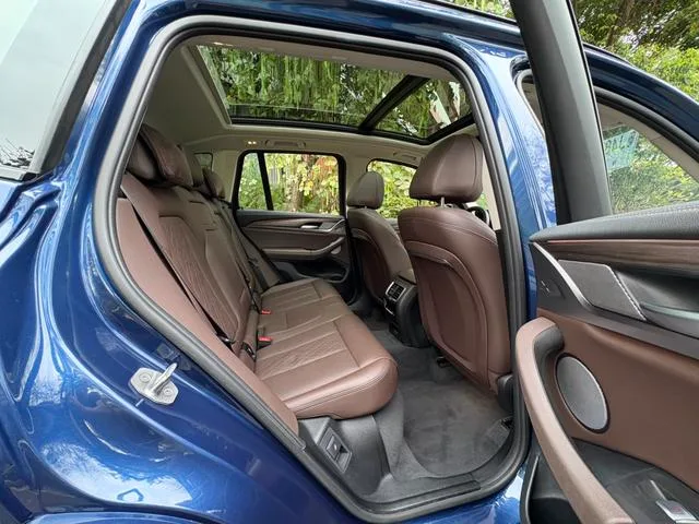 BMW X3 2022 xDrive30i Líder M Traje de noche Yao interior foto 13 BMW X3 2022 xDrive30i Líder M Traje de noche Yao interior foto 13