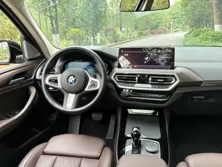 BMW X3 2022 xDrive30i Líder M Traje de noche Yao interior foto 19 BMW X3 2022 xDrive30i Líder M Traje de noche Yao interior foto 19