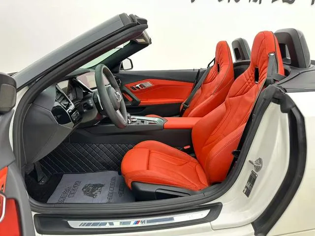 BMW Z4 2022 sDrive 25i M Conjunto deportivo exterior foto 4 BMW Z4 2022 sDrive 25i M Conjunto deportivo exterior foto 4