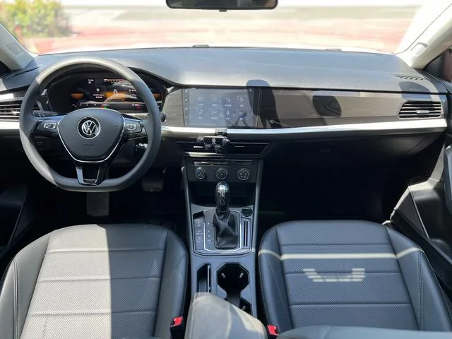 Volkswagen Lavida 2022 1.5L Automatic Comfort Version interior photo 12 Volkswagen Lavida 2022 1.5L Automatic Comfort Version interior photo 12