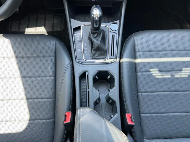 Volkswagen Lavida 2022 1.5L Automatic Comfort Version interior photo 16 Volkswagen Lavida 2022 1.5L Automatic Comfort Version interior photo 16
