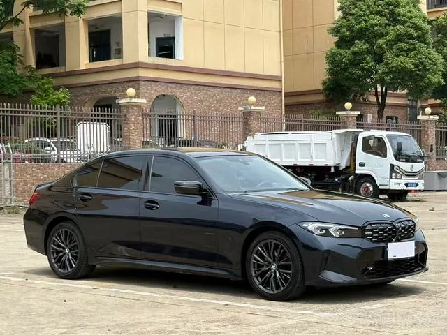 BMW 3 Series 2023 325Li M Traje nocturno deportivo Yao exterior foto 3 BMW 3 Series 2023 325Li M Traje nocturno deportivo Yao exterior foto 3