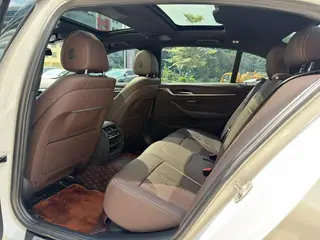 BMW 5 Series 2022 Second change 530Li Leading Type M Sports suit exterior photo 6 BMW 5 Series 2022 Second change 530Li Leading Type M Sports suit exterior photo 6