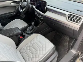Volkswagen Tayron 2024 330TSI Two-wheel drive R-Line High-energy version interior photo 12 Volkswagen Tayron 2024 330TSI Two-wheel drive R-Line High-energy version interior photo 12