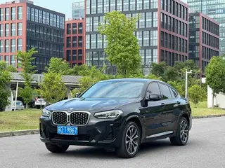 BMW X4 2022 xDrive 30i M Спортивный костюм