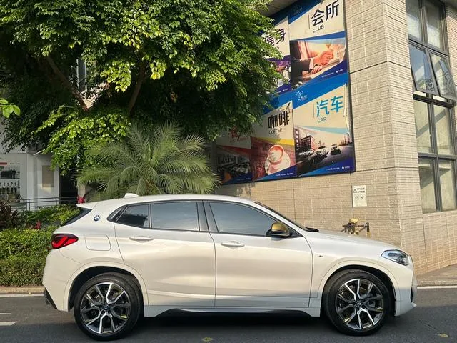 BMW X2 2023 sDrive25i Versión Yao Yi exterior foto 4 BMW X2 2023 sDrive25i Versión Yao Yi exterior foto 4