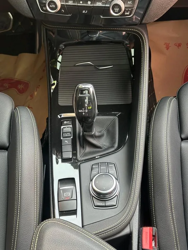 BMW X2 2023 sDrive25i Versión Yao Yi interior foto 14 BMW X2 2023 sDrive25i Versión Yao Yi interior foto 14