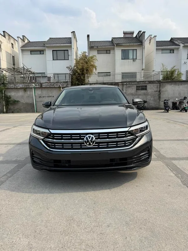 Volkswagen Sagitar 2023 300TSI DSG Premium Edition exterior photo 2