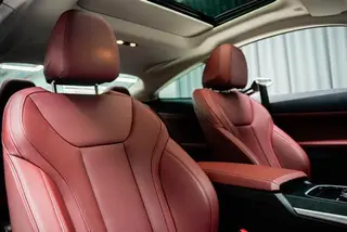 BMW 4 Series 2022 425i M Sports suit interior photo 9 BMW 4 Series 2022 425i M Sports suit interior photo 9
