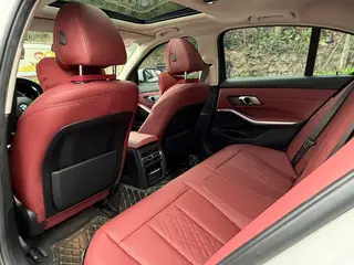 BMW 3 Series 2022 Restyling 325i M Sports suit interior photo 16