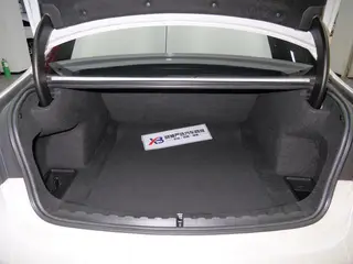 BMW 3 Series 2023 325Li M Ensemble de sport intérieur photo 14