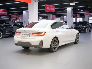 BMW 3 Series 2023 325Li M Ensemble de sport intérieur photo 15