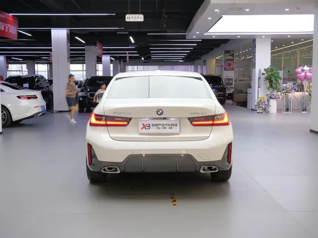 BMW 3 Series 2023 325Li M Ensemble de sport intérieur photo 16