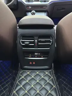 BMW 3 Series 2022 325Li M Sports Night Suit interior photo 9 BMW 3 Series 2022 325Li M Sports Night Suit interior photo 9