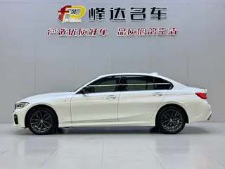 BMW 3 Series 2022 325Li M Sports Night Suit interior photo 14 BMW 3 Series 2022 325Li M Sports Night Suit interior photo 14