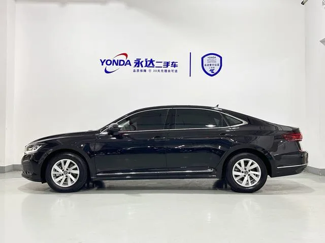Volkswagen Passat 2024 280TSI Edición de negocios exterior foto 2