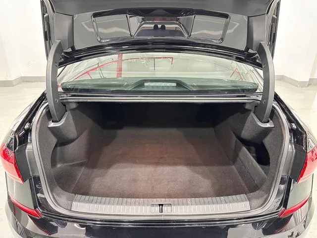 Volkswagen Passat 2024 280TSI Edición de negocios exterior foto 9