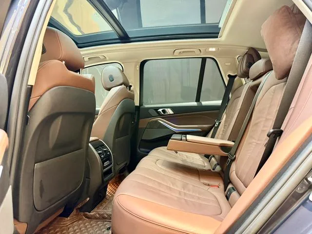 BMW X5 2021 Restyling xDrive40i M Sports suit interior photo 15 BMW X5 2021 Restyling xDrive40i M Sports suit interior photo 15