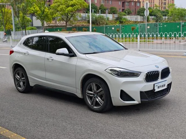 BMW X2 2021 sDrive25i Versión aguda exterior foto 7 BMW X2 2021 sDrive25i Versión aguda exterior foto 7