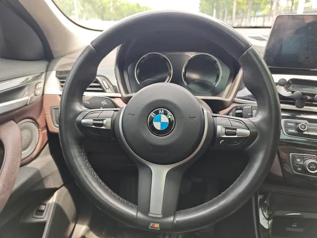 BMW X2 2021 sDrive25i Versión aguda interior foto 13 BMW X2 2021 sDrive25i Versión aguda interior foto 13