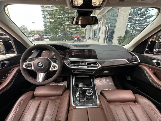 BMW X5 2021 xDrive30i M Conjunto deportivo exterior foto 5 BMW X5 2021 xDrive30i M Conjunto deportivo exterior foto 5