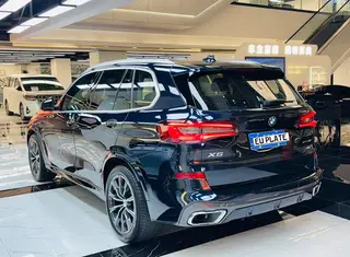 BMW X5 2021 Reforma xDrive40i M Conjunto deportivo exterior foto 3