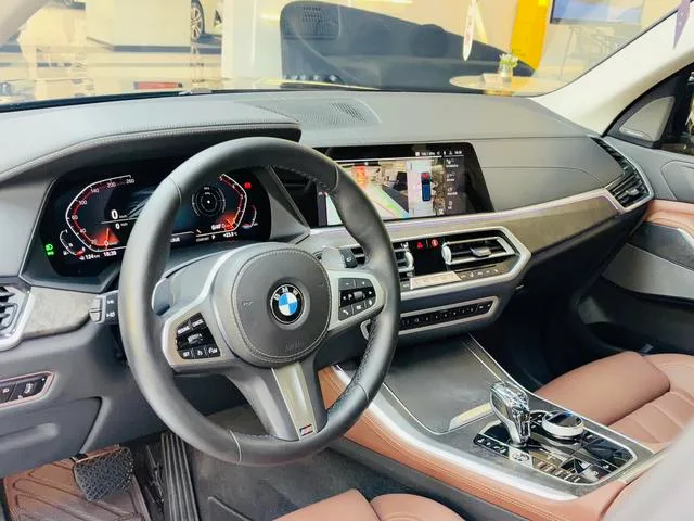 BMW X5 2021 Reforma xDrive40i M Conjunto deportivo interior foto 11