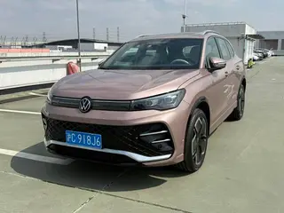 Volkswagen Tiguan L 2024 Pro 330TSI Два привода R-Line Умный воротник версия