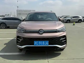 Volkswagen Tiguan L 2024 Pro 330TSI Two-wheel drive R-Line Intelligent Leading Edition exterior photo 2 Volkswagen Tiguan L 2024 Pro 330TSI Two-wheel drive R-Line Intelligent Leading Edition exterior photo 2