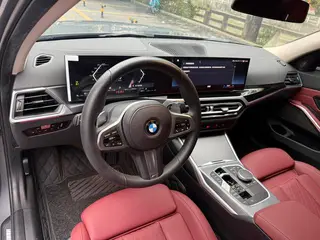 BMW 3 Series 2023 325i M Traje nocturno deportivo Yao interior foto 13