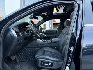 BMW X6 2022 xDrive40i Tipo de lujo M Conjunto deportivo exterior foto 10 BMW X6 2022 xDrive40i Tipo de lujo M Conjunto deportivo exterior foto 10