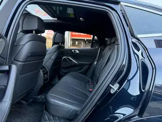 BMW X6 2022 xDrive40i Tipo de lujo M Conjunto deportivo interior foto 15 BMW X6 2022 xDrive40i Tipo de lujo M Conjunto deportivo interior foto 15