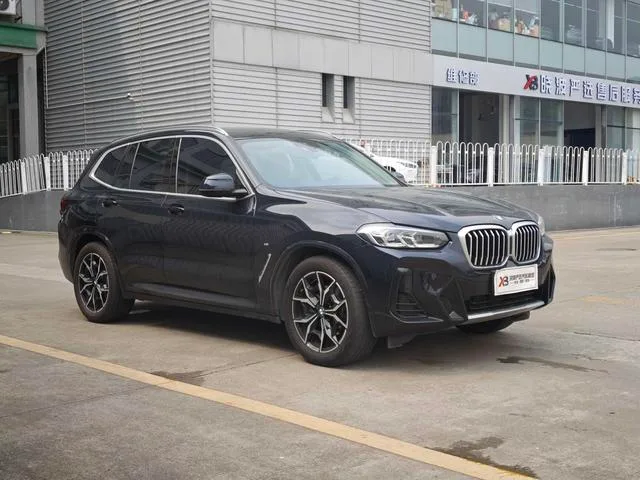 BMW X3 2022 Модификация xDrive25i M Спортивный костюм экстерьер фото 2 BMW X3 2022 Модификация xDrive25i M Спортивный костюм экстерьер фото 2