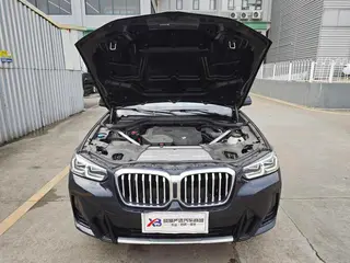 BMW X3 2022 Модификация xDrive25i M Спортивный костюм экстерьер фото 3 BMW X3 2022 Модификация xDrive25i M Спортивный костюм экстерьер фото 3