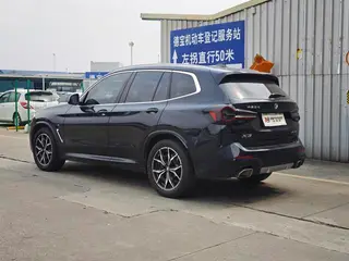 BMW X3 2022 Модификация xDrive25i M Спортивный костюм экстерьер фото 5 BMW X3 2022 Модификация xDrive25i M Спортивный костюм экстерьер фото 5