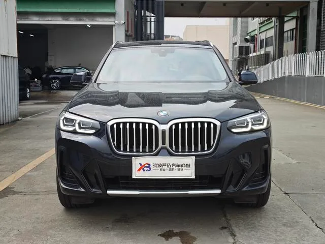 BMW X3 2022 Модификация xDrive25i M Спортивный костюм экстерьер фото 8 BMW X3 2022 Модификация xDrive25i M Спортивный костюм экстерьер фото 8