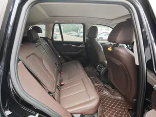 BMW X3 2022 Модификация xDrive25i M Спортивный костюм интерьер фото 18 BMW X3 2022 Модификация xDrive25i M Спортивный костюм интерьер фото 18