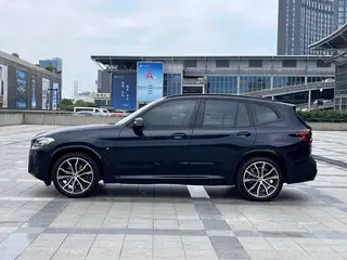 BMW X3 2022 xDrive30i Leader M Ensemble de nuit Yao extérieur photo 4 BMW X3 2022 xDrive30i Leader M Ensemble de nuit Yao extérieur photo 4