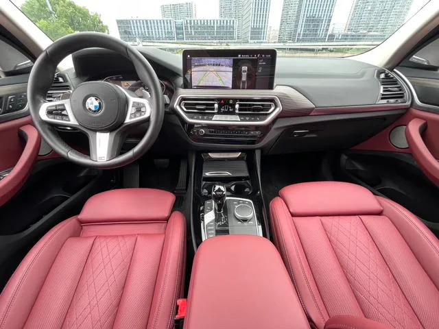BMW X3 2022 xDrive30i Leader M Ensemble de nuit Yao intérieur photo 11 BMW X3 2022 xDrive30i Leader M Ensemble de nuit Yao intérieur photo 11