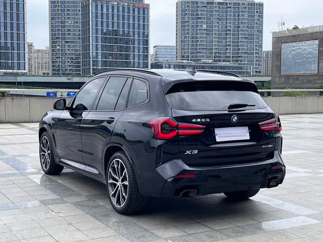BMW X3 2022 xDrive30i Leader M Ensemble de nuit Yao intérieur photo 14 BMW X3 2022 xDrive30i Leader M Ensemble de nuit Yao intérieur photo 14