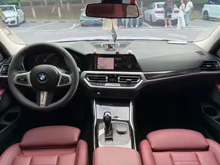 BMW 3 Series 2022 Reforma 325Li M Conjunto deportivo exterior foto 9 BMW 3 Series 2022 Reforma 325Li M Conjunto deportivo exterior foto 9