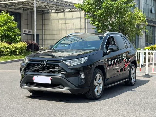 Toyota RAV4 2021 2.0L CVT Versión de lujo de tracción a dos ruedas exterior foto 1 Toyota RAV4 2021 2.0L CVT Versión de lujo de tracción a dos ruedas exterior foto 1